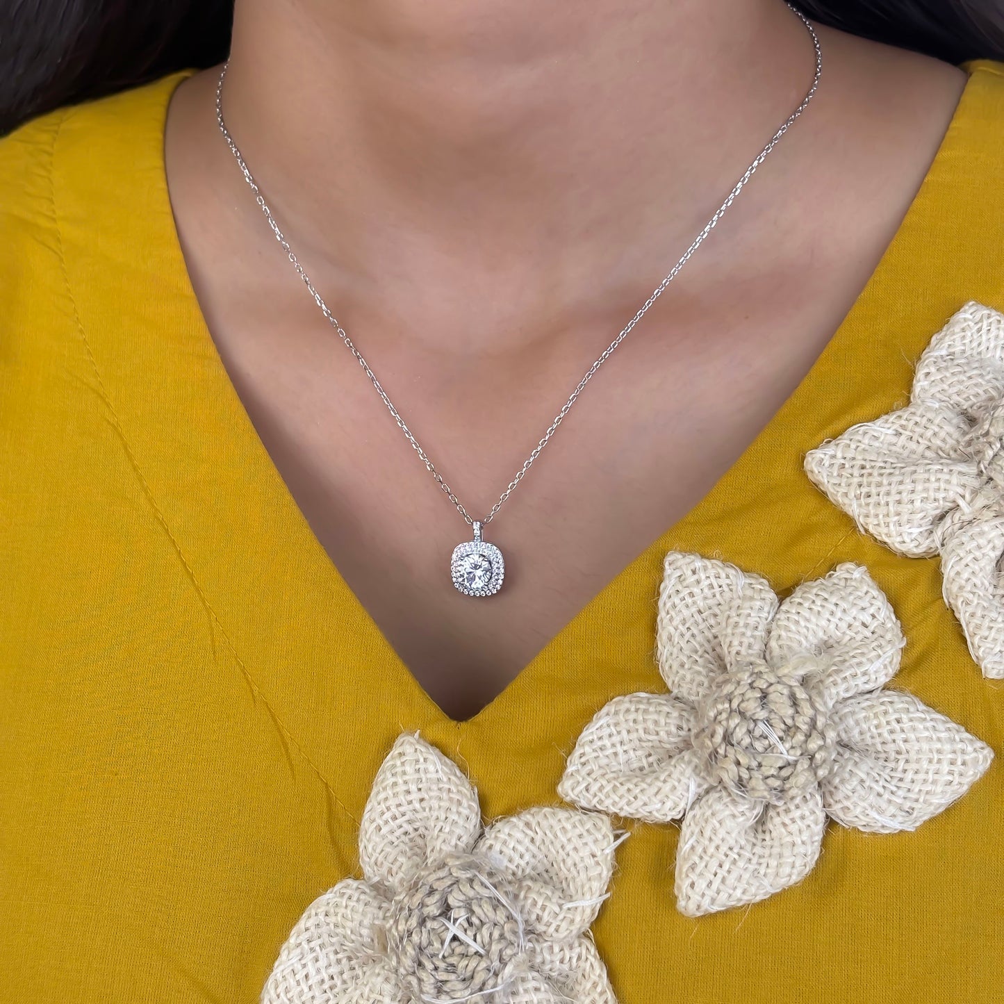 Elegant Shine Square Set