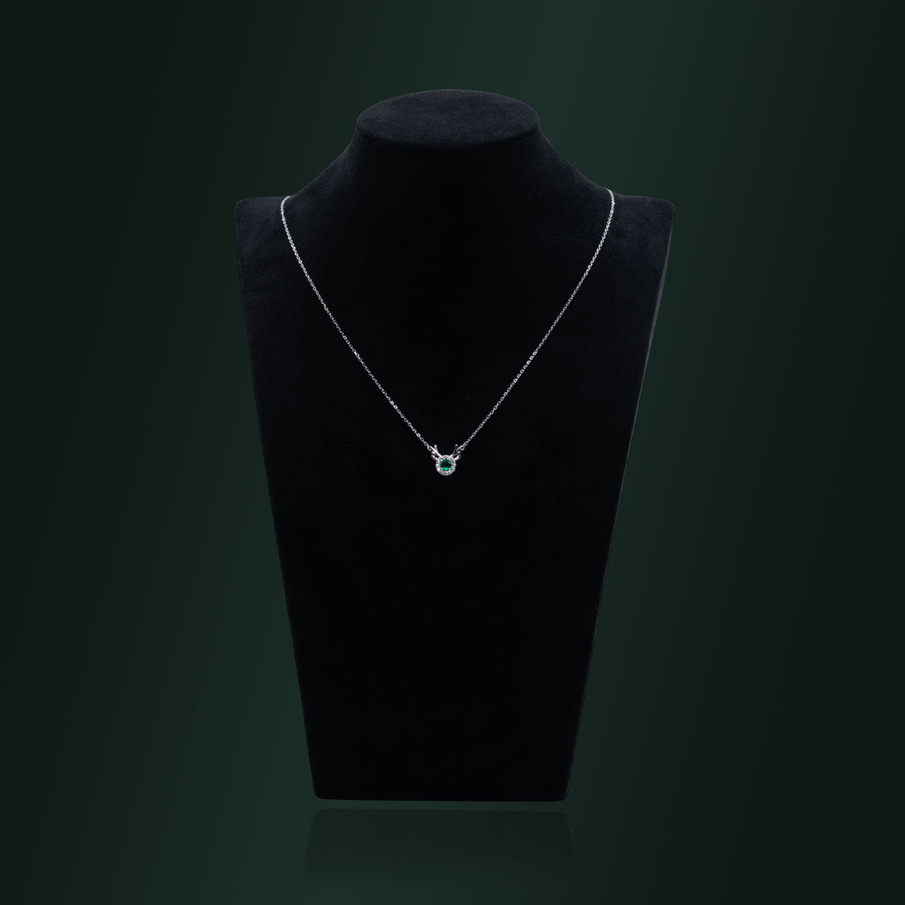 Silver Deer Green Solitaire Diamond Necklace