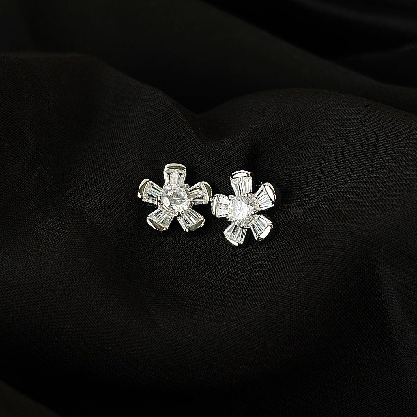 crystalline daisy earring