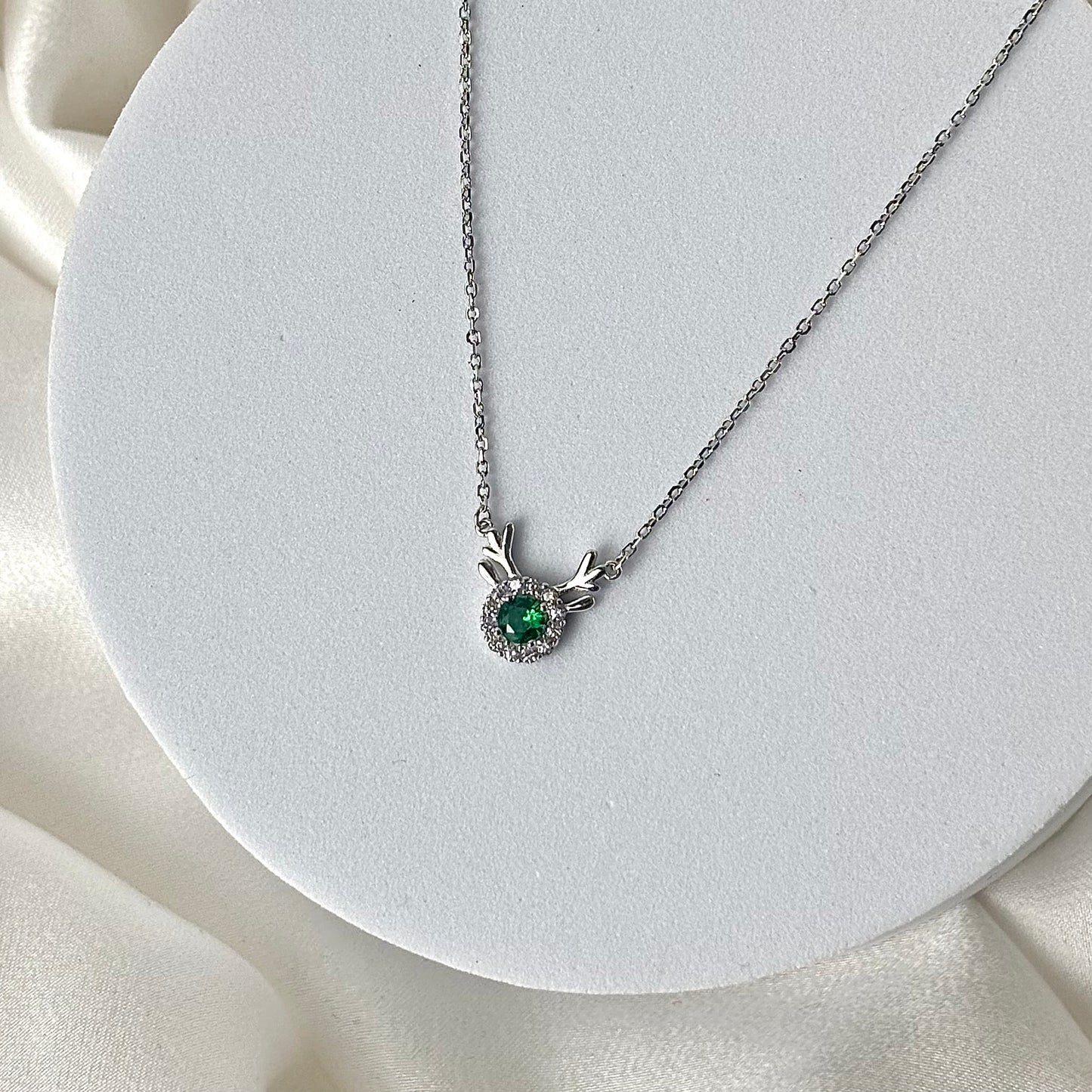 Silver Deer Green Solitaire Diamond Necklace