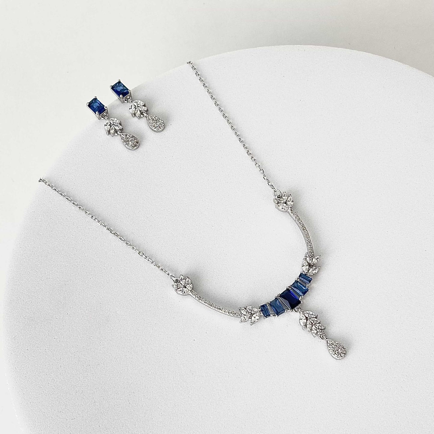Sparkle Blue Necklace Set