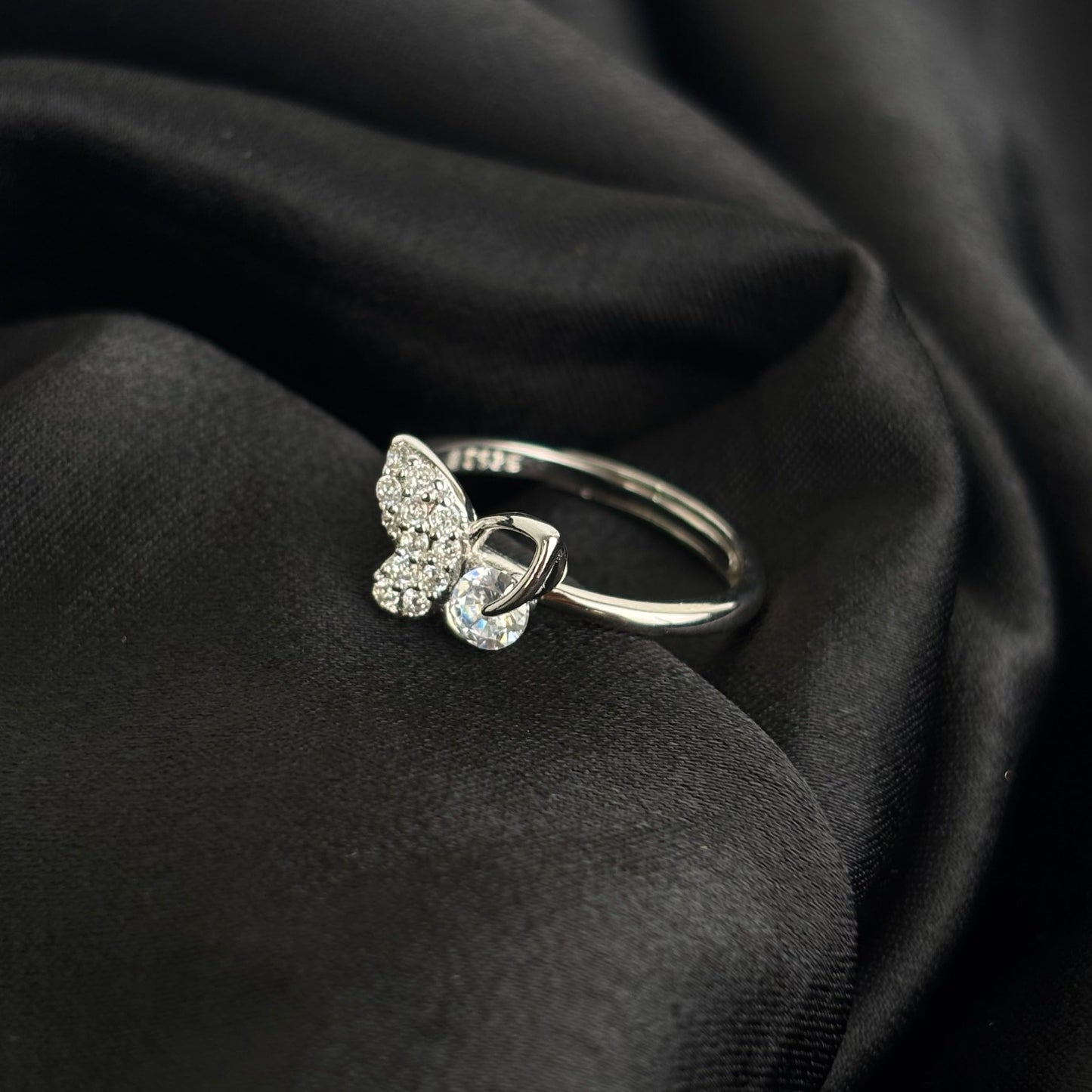 the glimmerfly ring