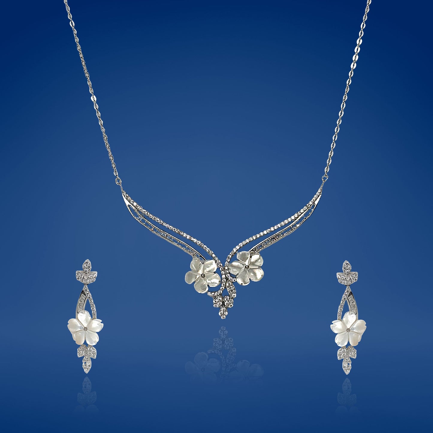 Enchanted Flora Necklace Set