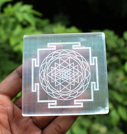 Selenite Crystal Charging Plate
