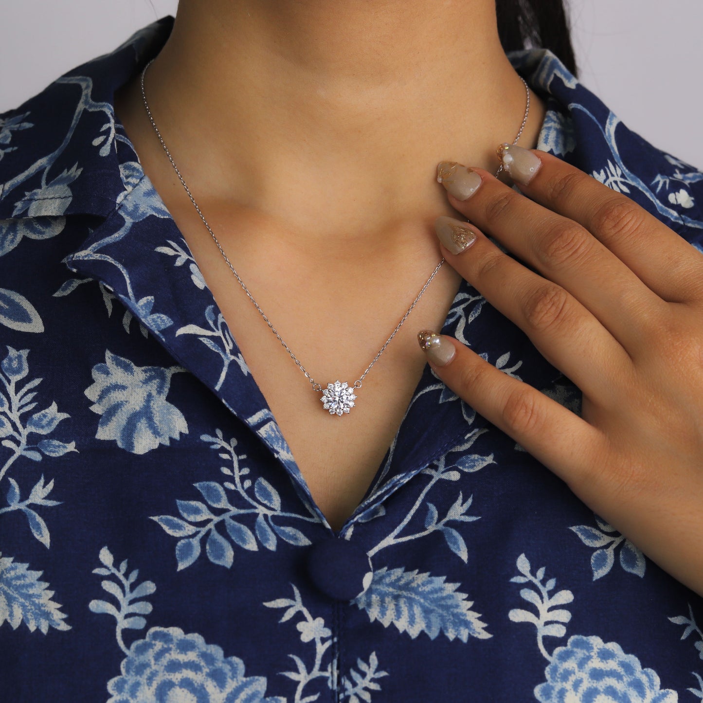 the aurora bloom necklace