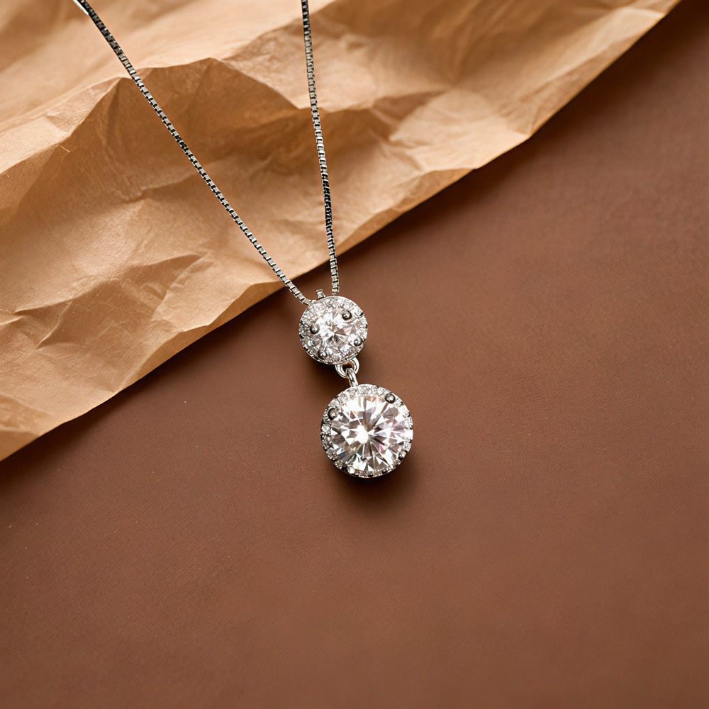 the midnight dewdrop necklace