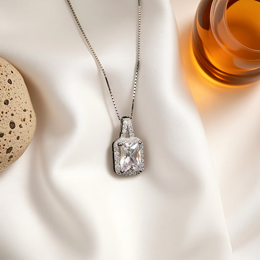 Luxe Radiant Diamond Necklace