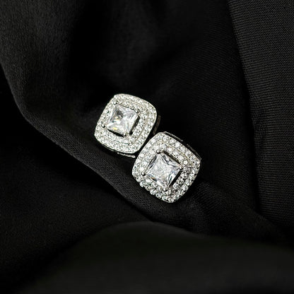 Solitaire Glamour Glow Earring