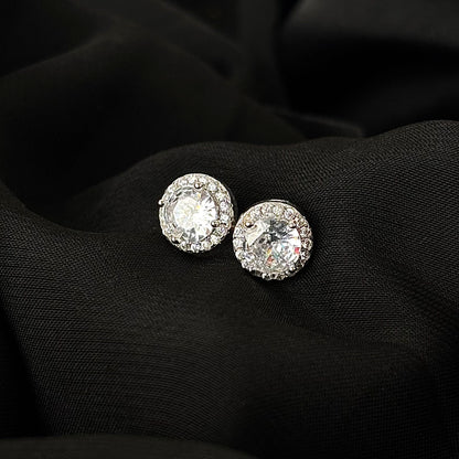 Solitaire Glamour Glow Round Studs