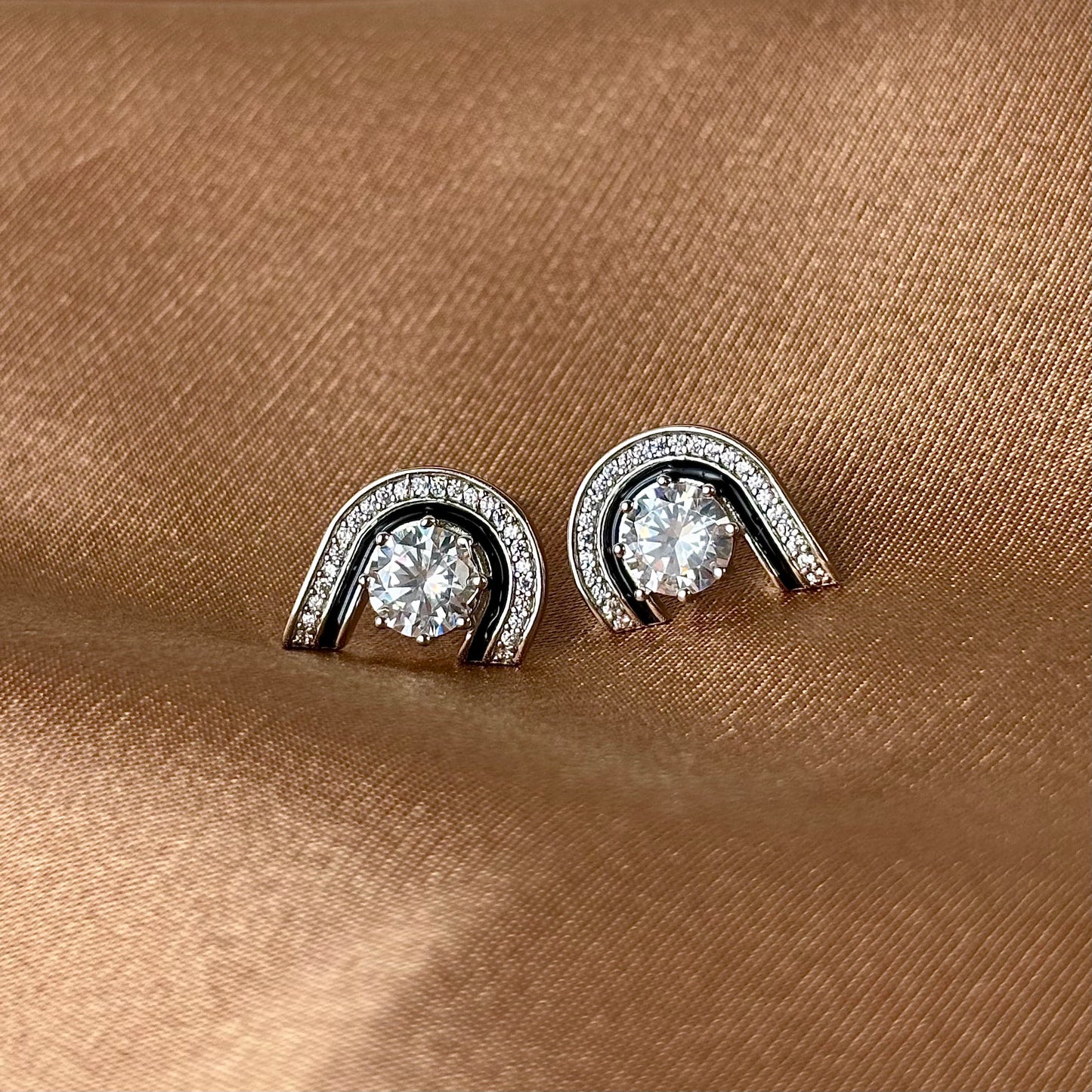Aurora Arc Earring