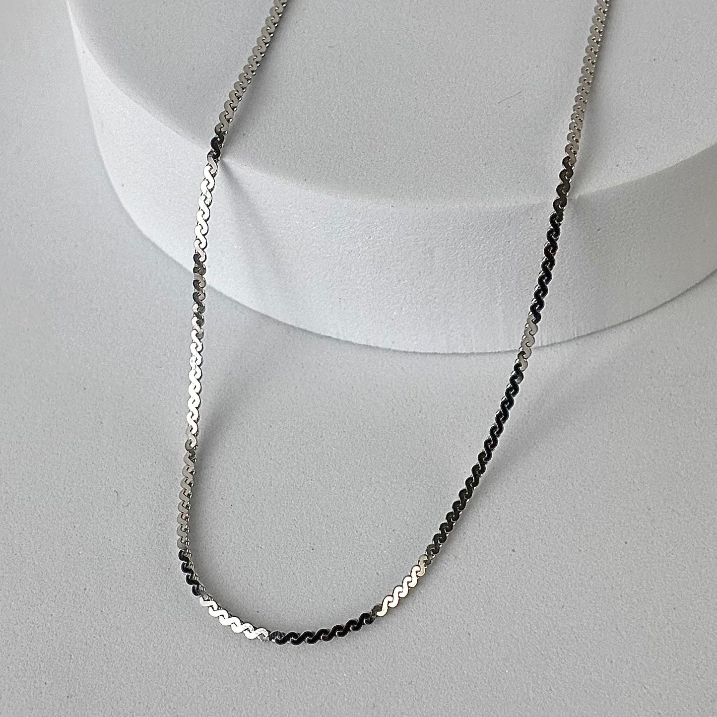 silver ocean wave link chain