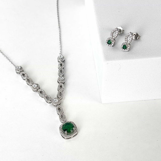 Verdant Green Necklace Set