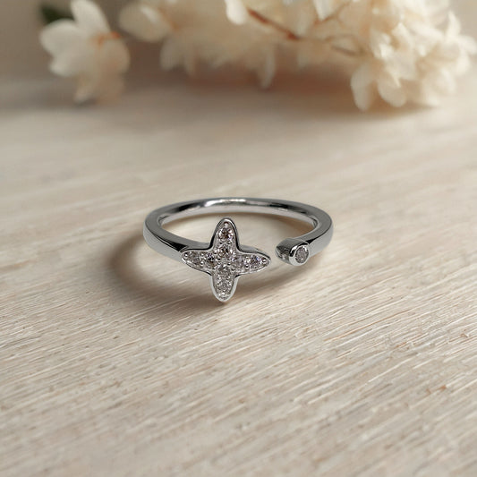 Sparkle Twirl Ring